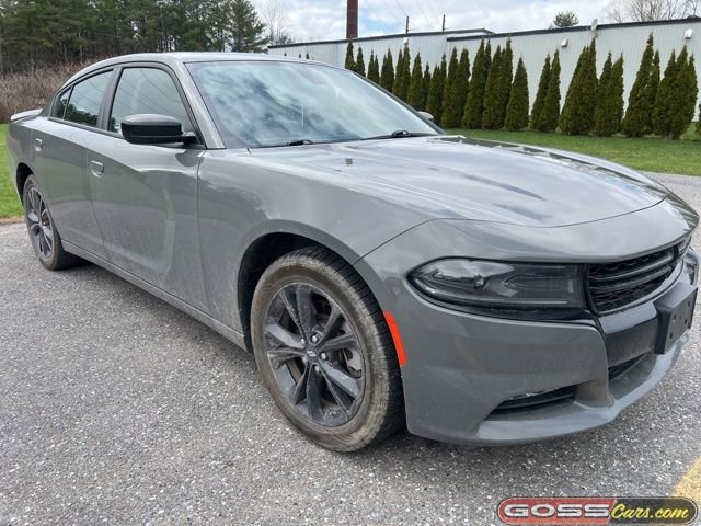 Used 2023 Dodge Charger SXT w/ Blacktop Package image 2