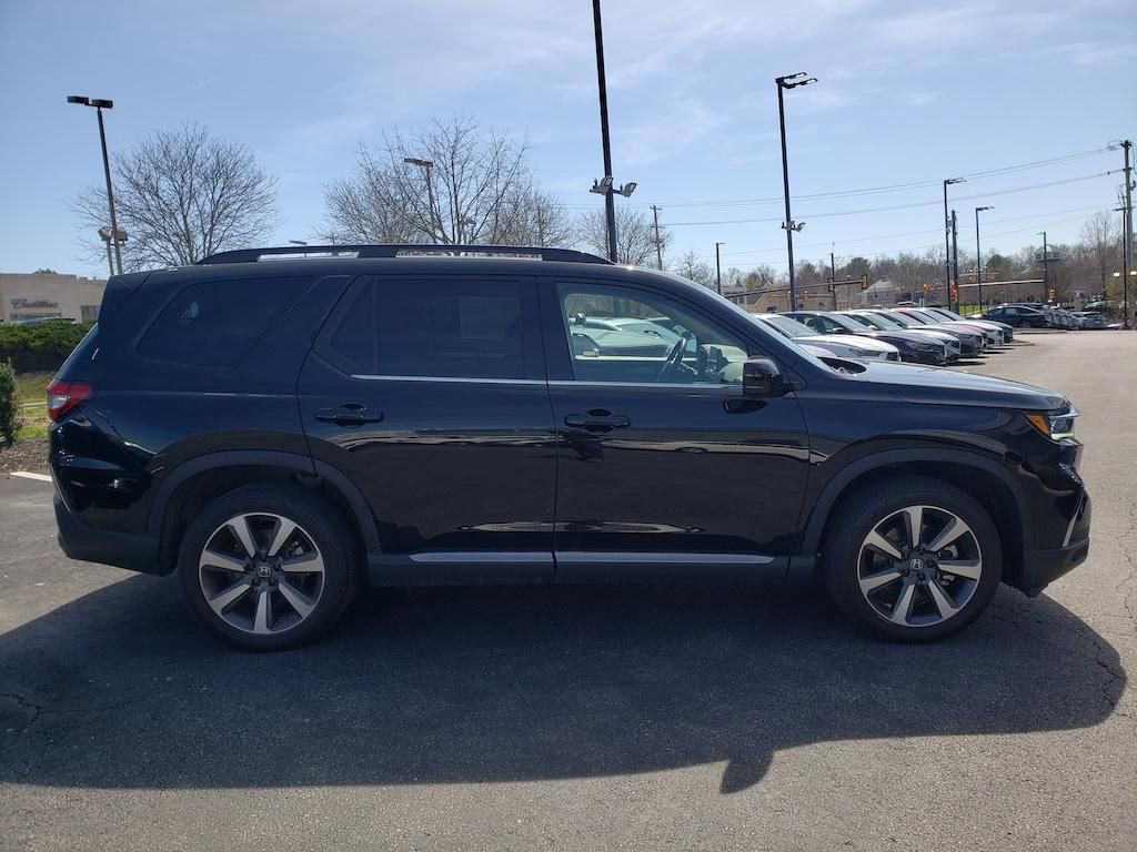 Used 2024 Honda Pilot Elite image 10