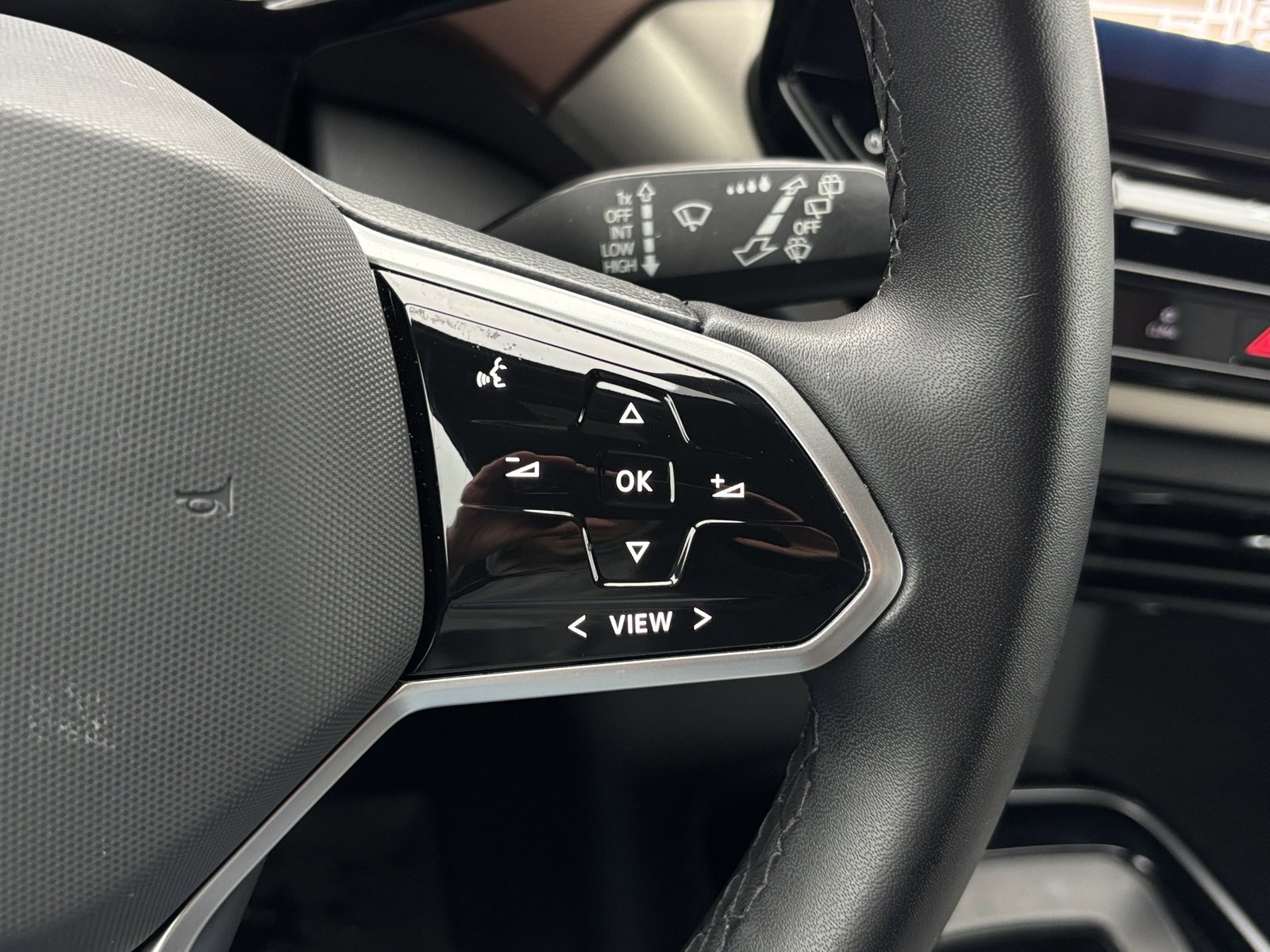 Used 2023 Volkswagen ID.4 Pro image 24