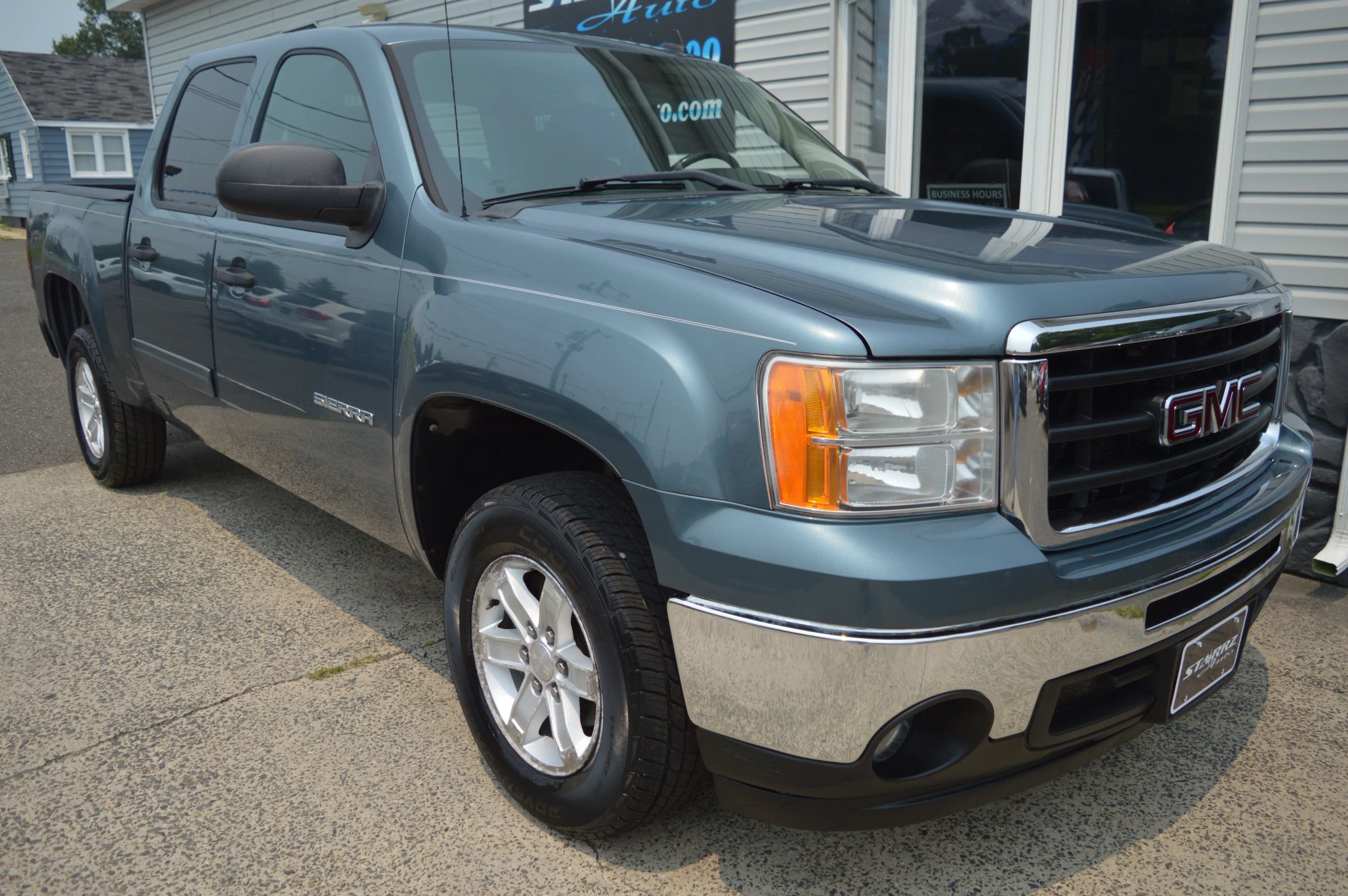Used 2011 GMC Sierra 1500 SLE w/ Power Tech Package RWD image 18