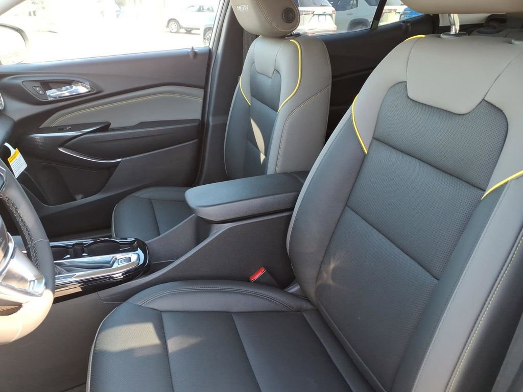 New 2026 Chevrolet Trax ACTIV w/ Driver Confidence Package FWD image 4