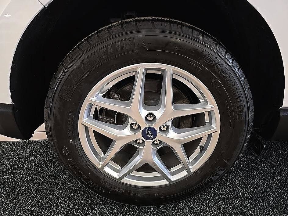 Used 2022 Ford Edge SEL w/ Convenience Package image 40