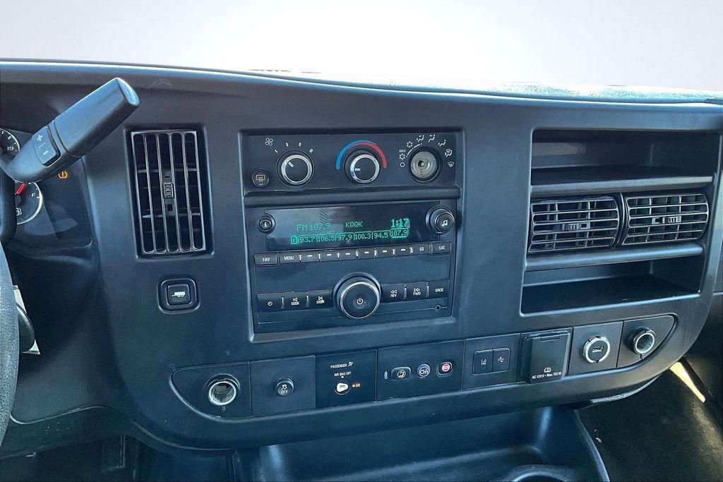 Used 2019 Chevrolet Express 3500 LT w/ LT Preferred Equipment Group image 31