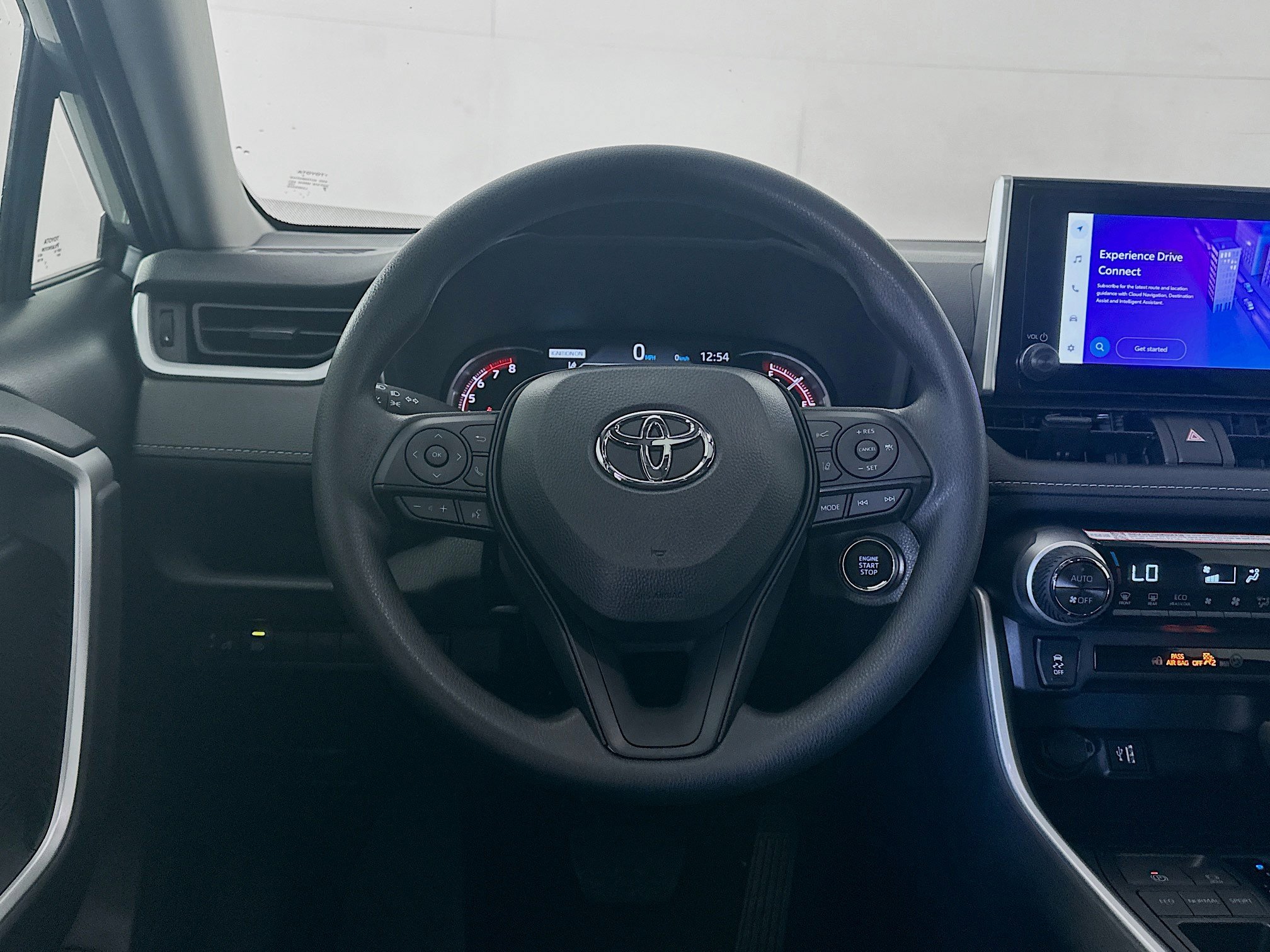 Used 2025 Toyota RAV4 XLE w/ Convenience Package image 18