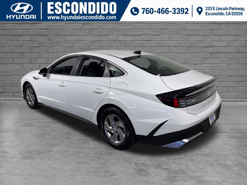 New 2026 Hyundai Sonata SE FWD image 3