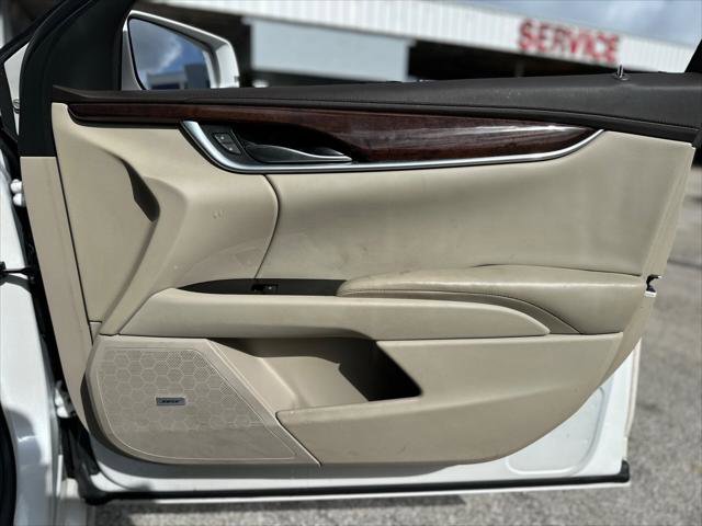 Used 2017 Cadillac XTS Luxury w/ Driver Awareness Package image 18