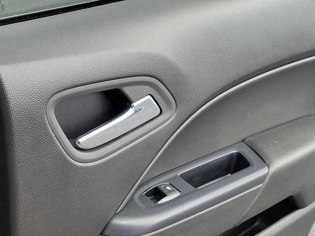 Used 2016 Chevrolet Colorado LT w/ LT Convenience Package image 7