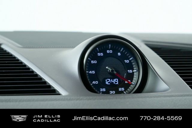 Used 2022 Porsche Cayenne Coupe image 11