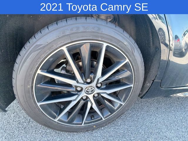 Used 2021 Toyota Camry SE FWD image 9