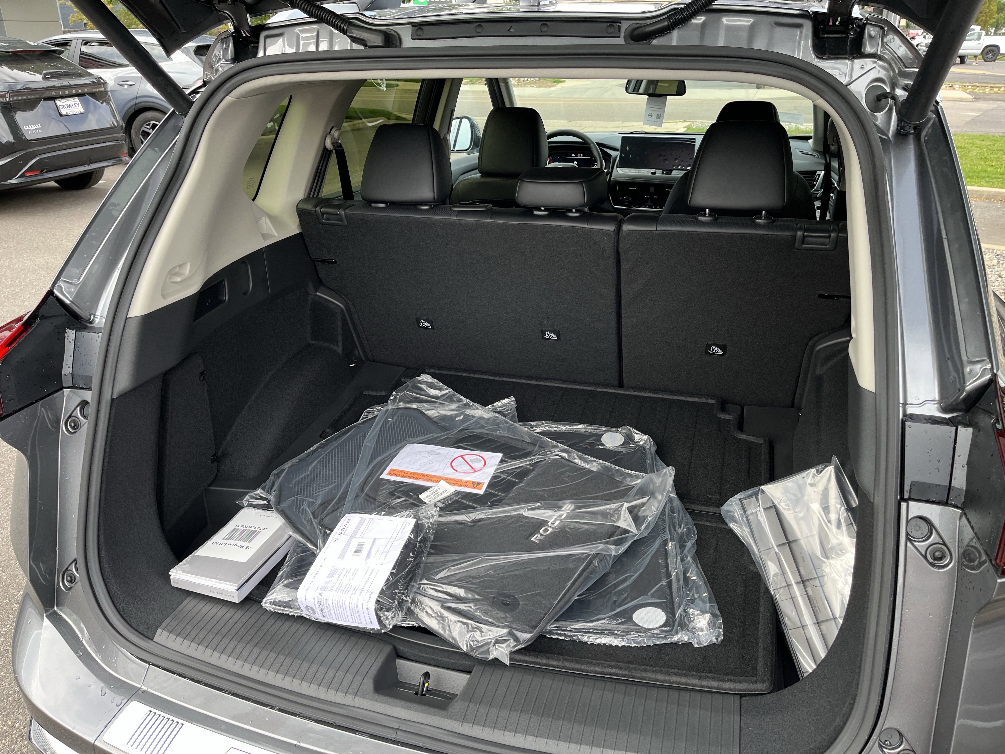 New 2026 Nissan Rogue Platinum image 28