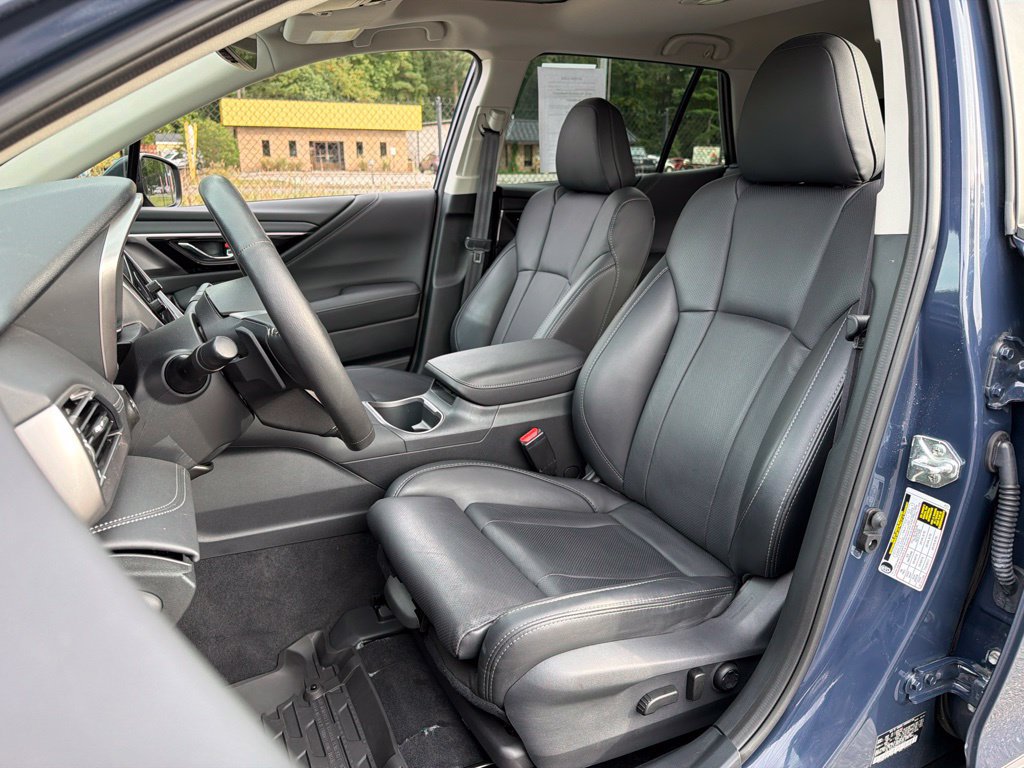 Used 2025 Subaru Outback Limited AWD/4WD image 17