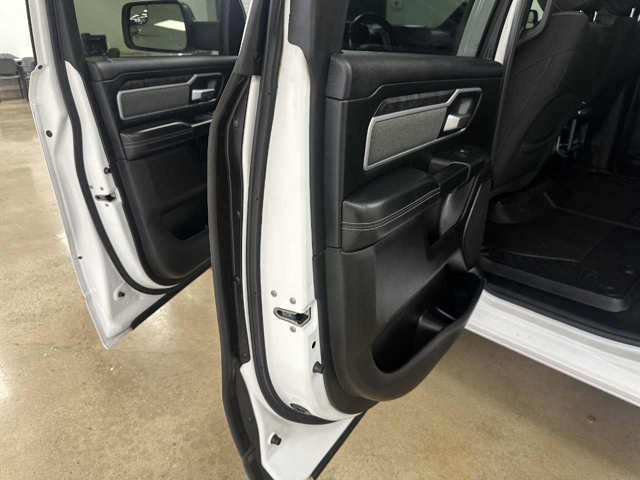 Used 2021 RAM 1500 Big Horn image 47