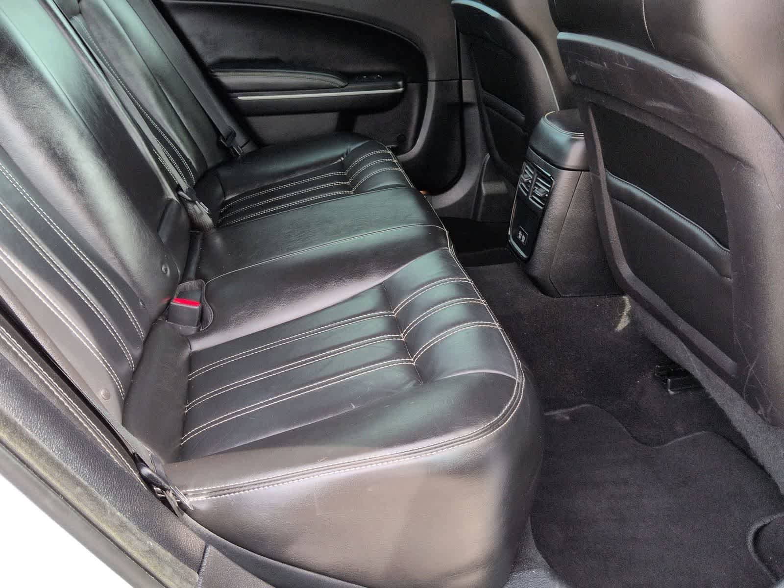 Used 2019 Chrysler 300 S RWD image 20