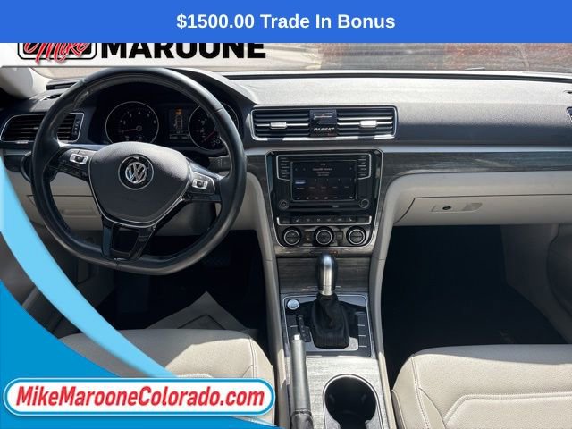 Used 2018 Volkswagen Passat 2.0T SE image 18