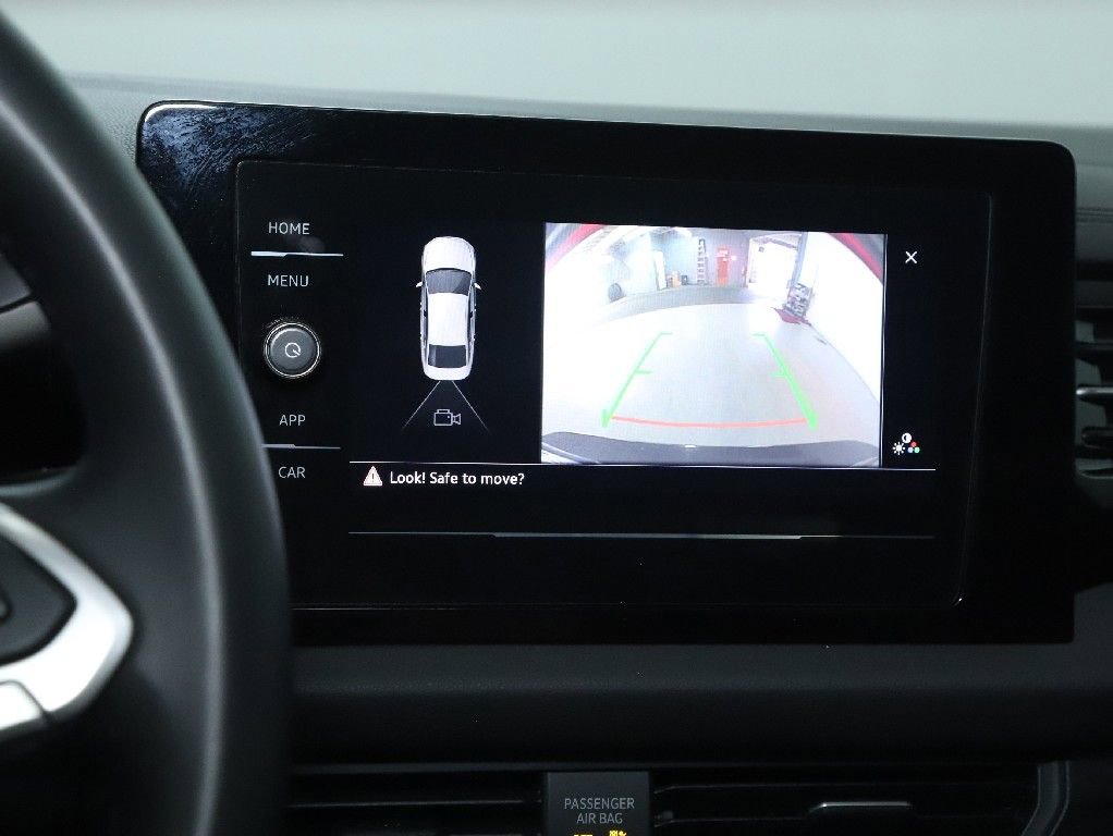 Used 2025 Volkswagen Jetta S image 28