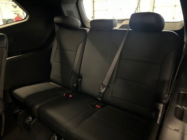 Used 2025 Buick Enclave Preferred image 19