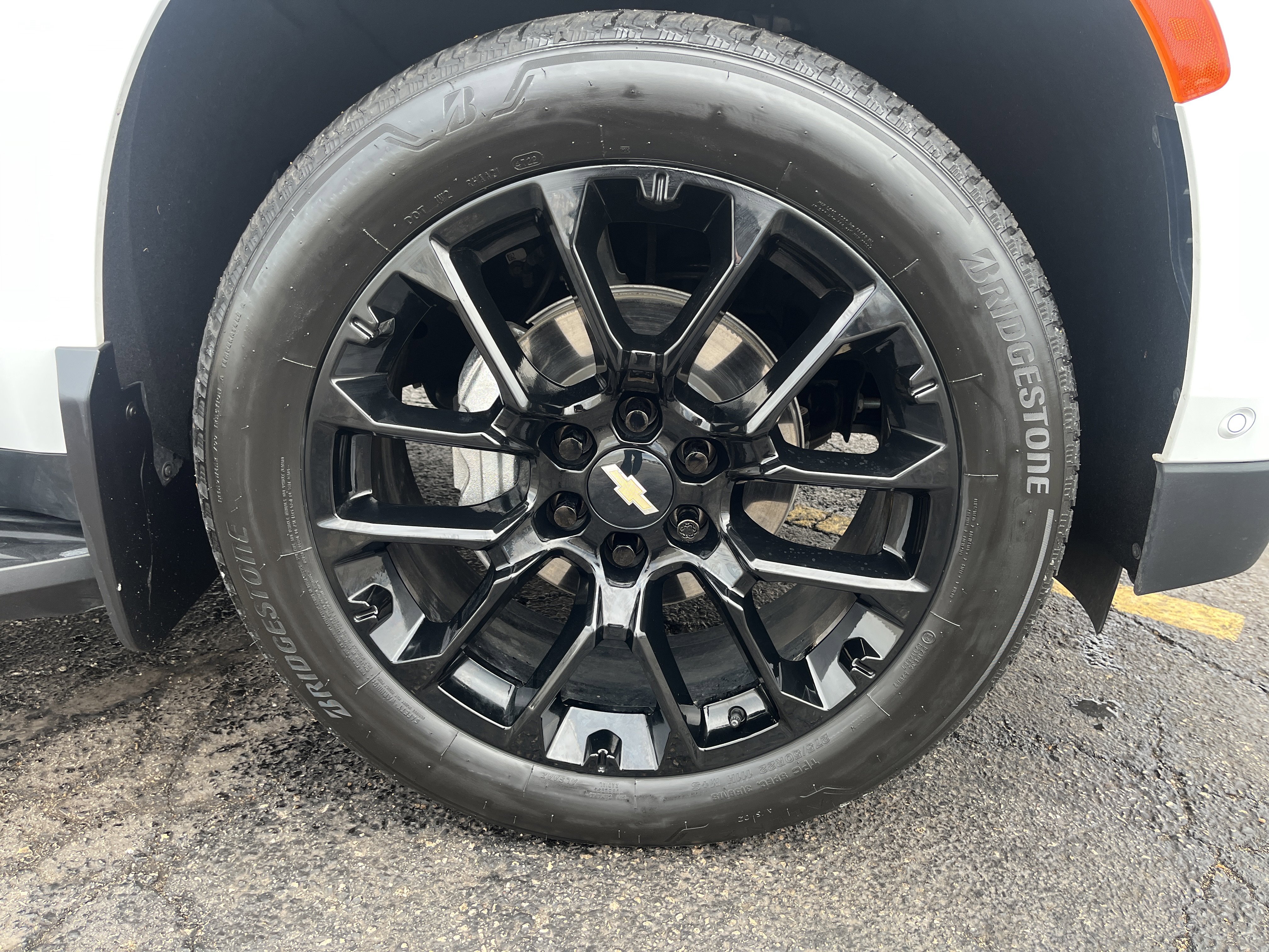 Used 2023 Chevrolet Tahoe Premier w/ Advanced Technology Package image 12