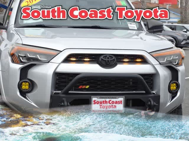 Used 2016 Toyota 4Runner SR5 Premium AWD/4WD image 4