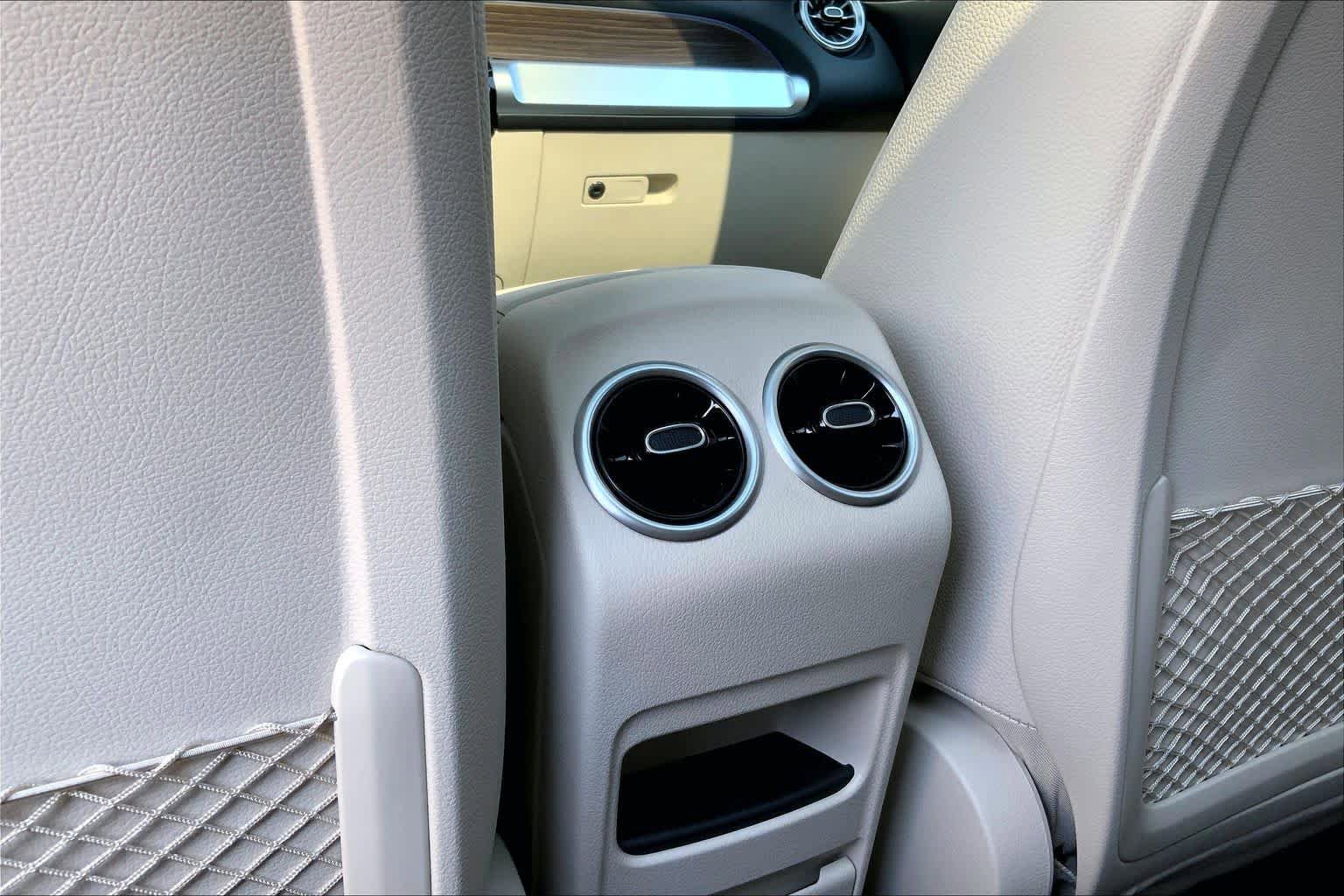 New 2026 Mercedes-Benz GLB 250 4MATIC image 22