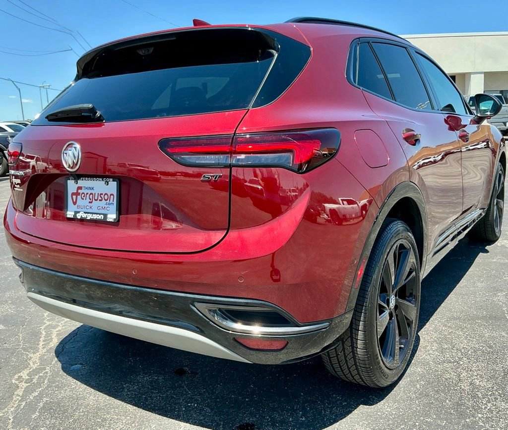 Used 2022 Buick Envision Essence w/ Technology Package II FWD image 21