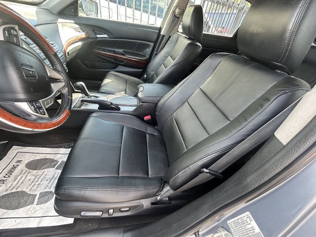 Used 2011 Honda Crosstour EX-L image 31