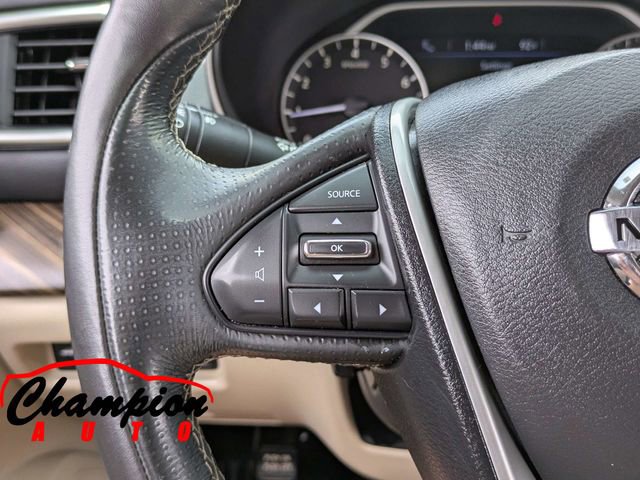 Used 2017 Nissan Maxima Platinum FWD image 28