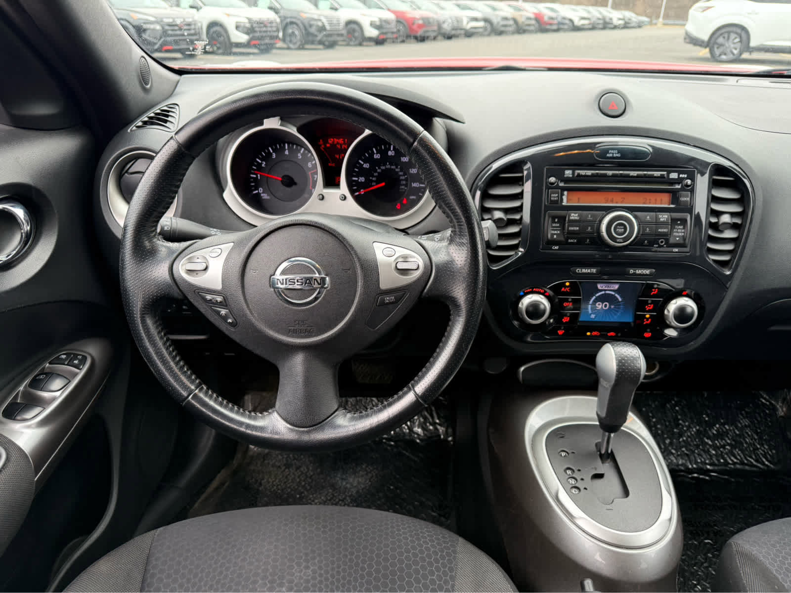 Used 2013 Nissan Juke SV image 16