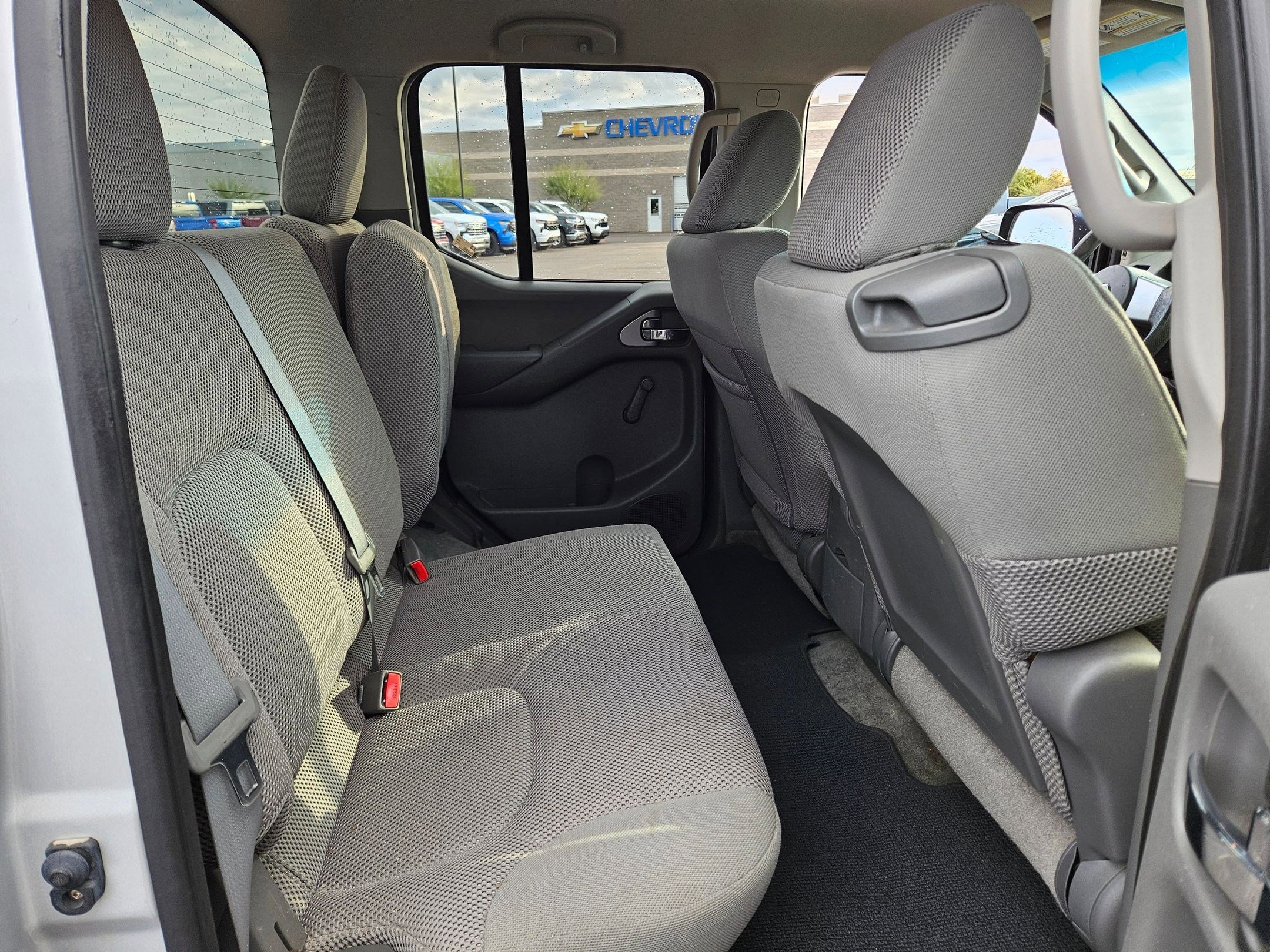 Used 2013 Nissan Frontier S image 17