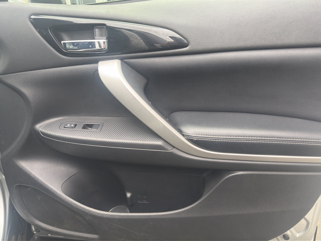 Used 2022 Mitsubishi Eclipse Cross SE AWD/4WD image 18