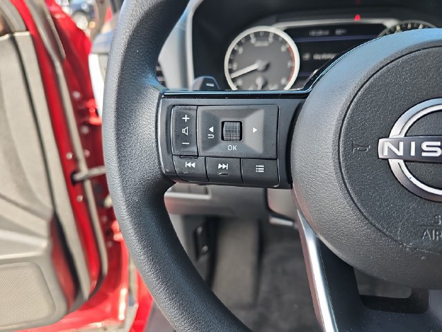Used 2023 Nissan Rogue SV AWD/4WD image 19