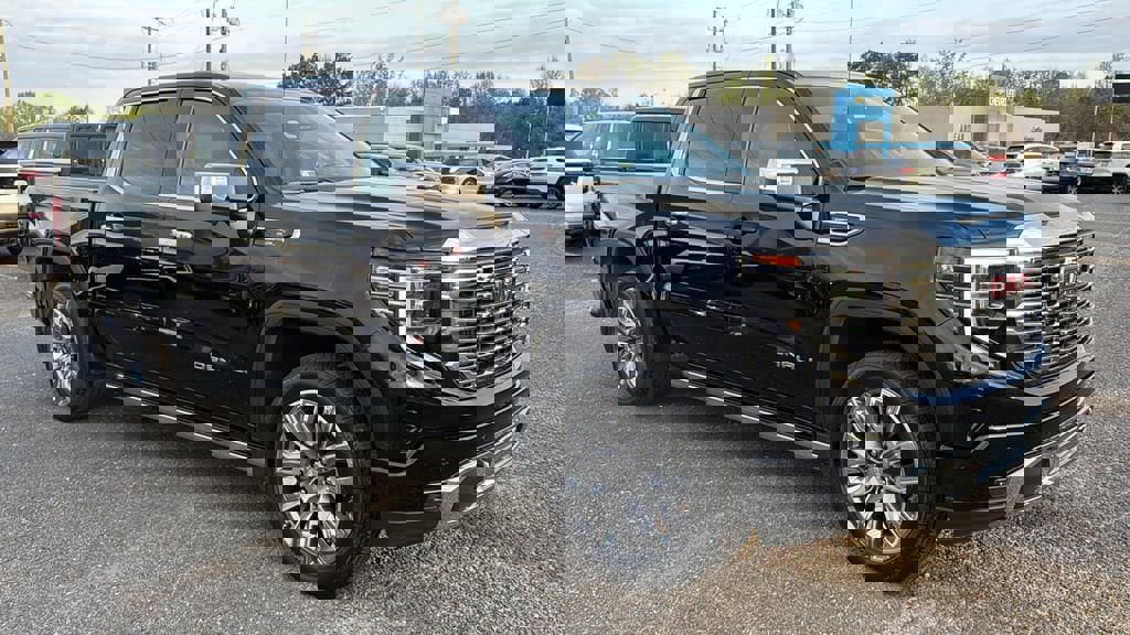 Certified 2024 GMC Sierra 1500 Denali image 3