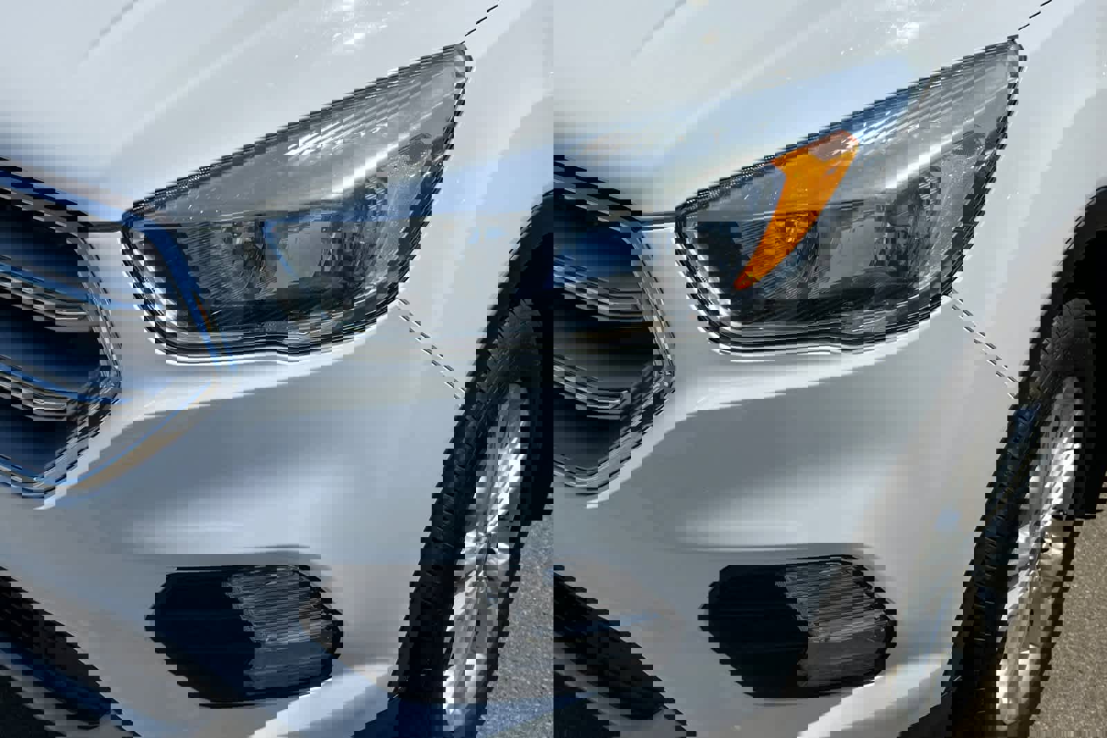 Used 2017 Ford Escape SE image 11