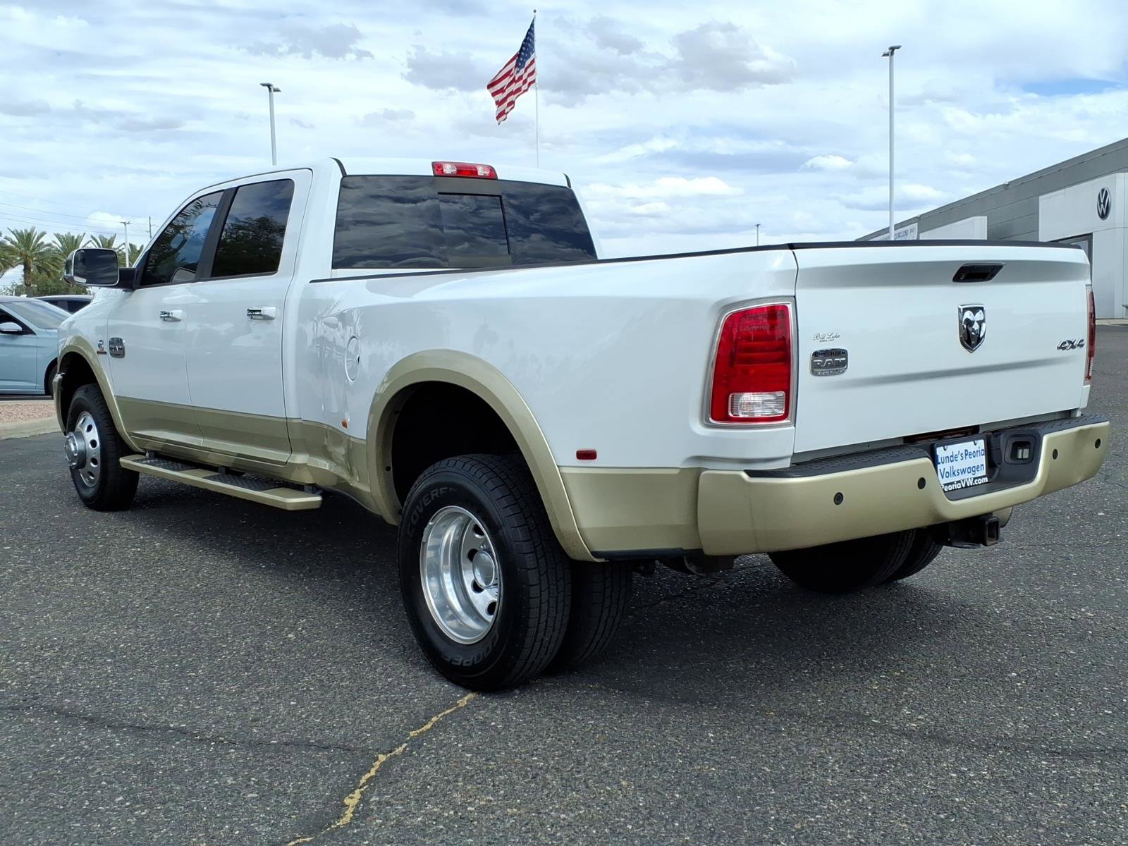 Used 2014 RAM 3500 Laramie Longhorn w/ Convenience Group AWD/4WD image 5