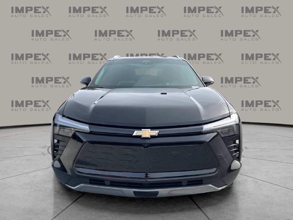 Used 2024 Chevrolet Blazer EV LT AWD/4WD image 8