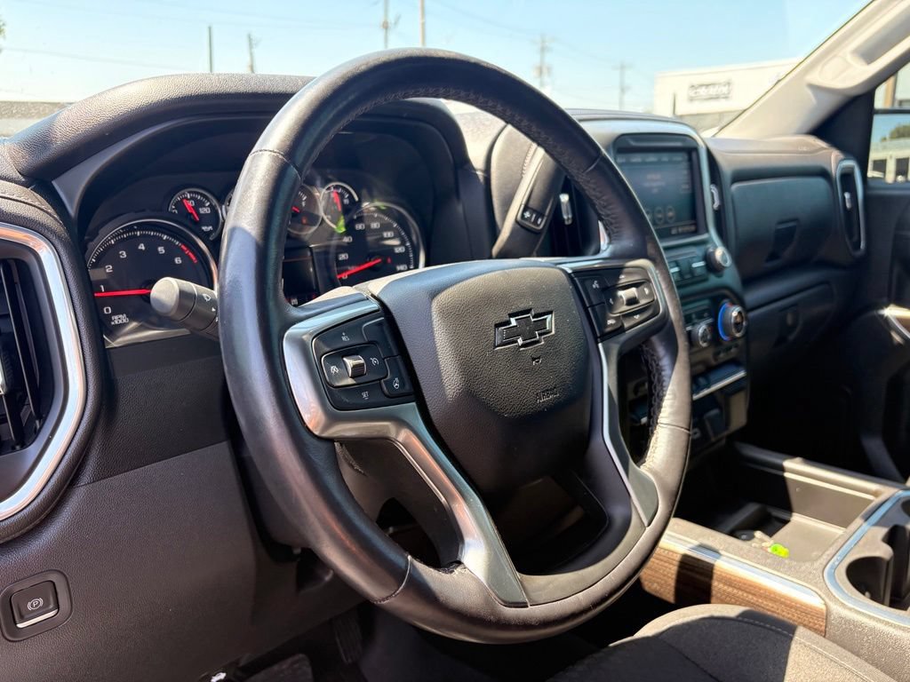 Used 2021 Chevrolet Silverado 1500 LT Trail Boss w/ Bed Protection Package AWD/4WD image 10