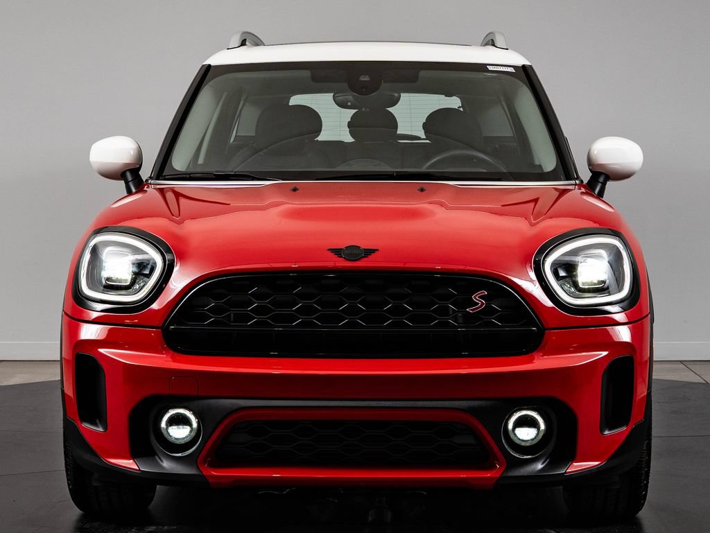 Used 2024 MINI Cooper Countryman S w/ Premium Package AWD/4WD image 2
