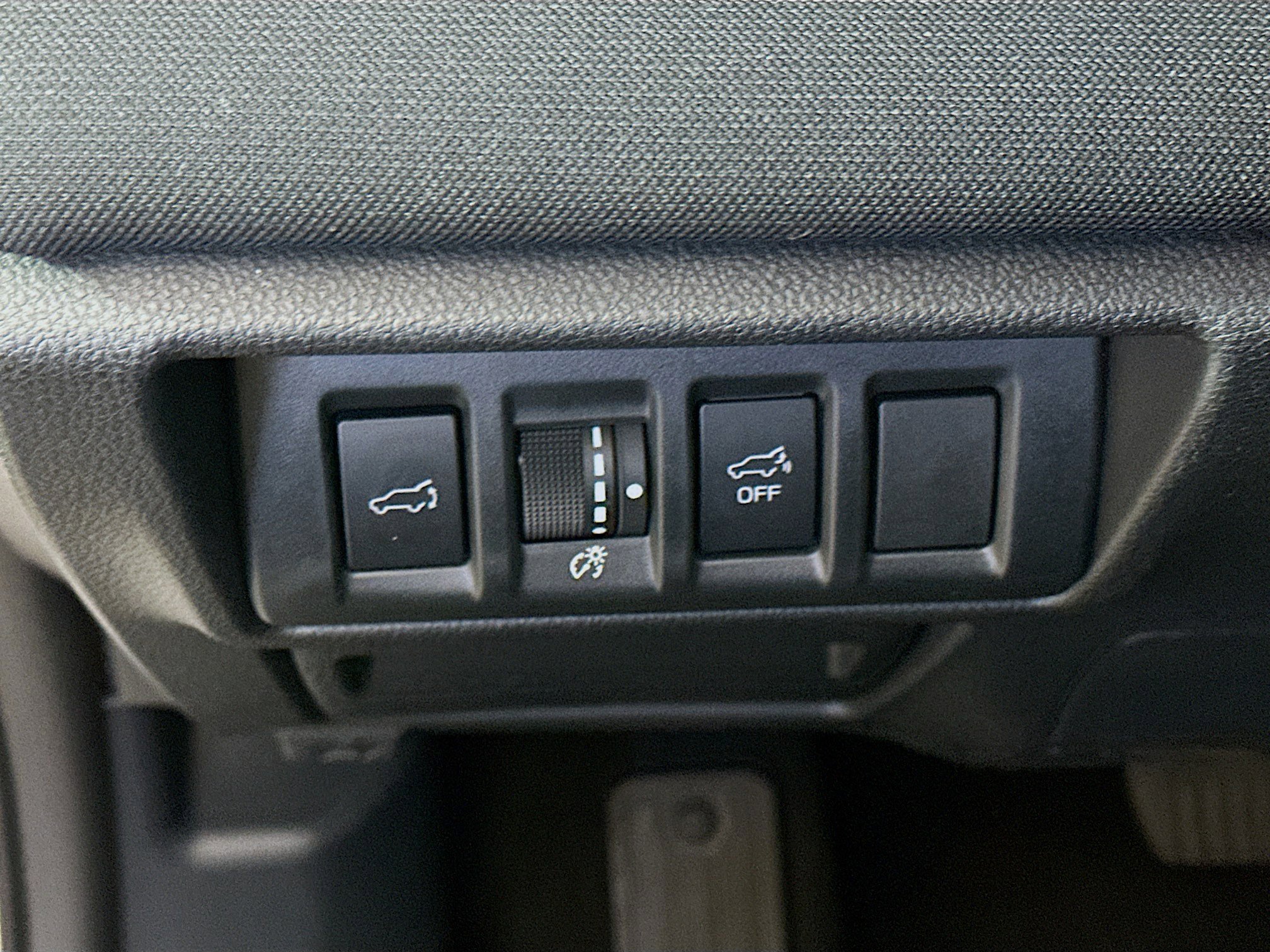 Used 2025 Subaru Outback Premium AWD/4WD image 16