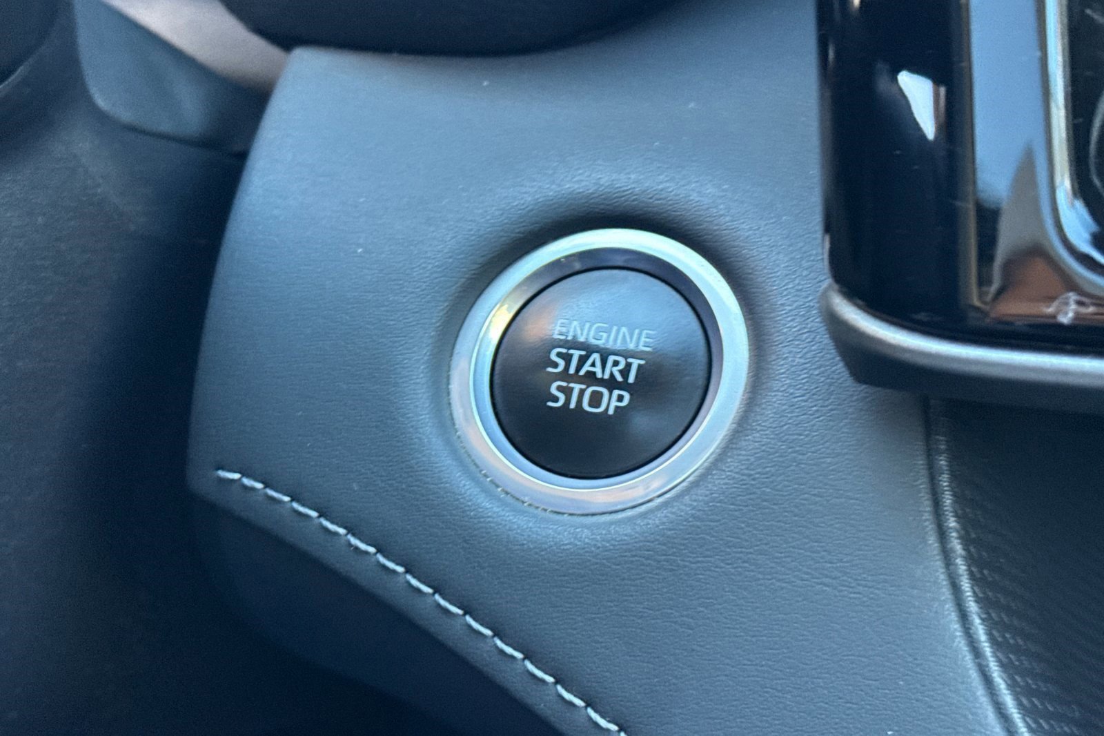 Used 2024 Toyota Highlander XLE image 34