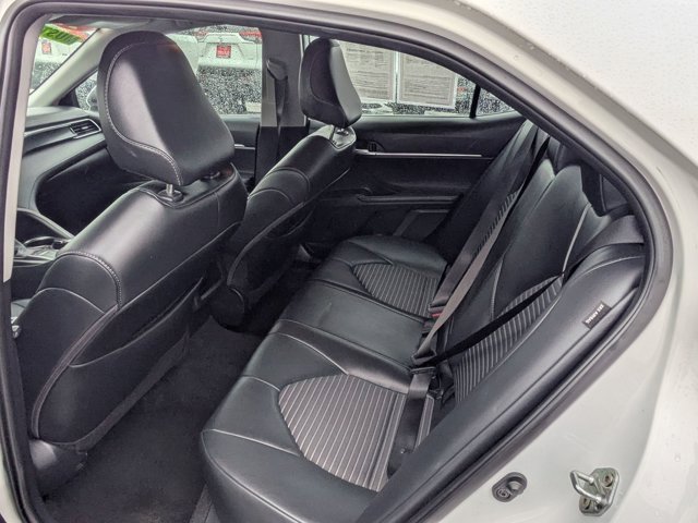 Used 2024 Toyota Camry SE image 14