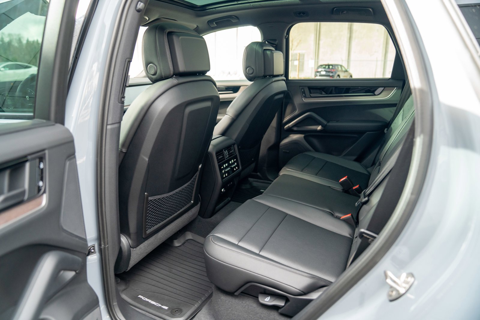 New 2026 Porsche Cayenne S AWD/4WD image 22
