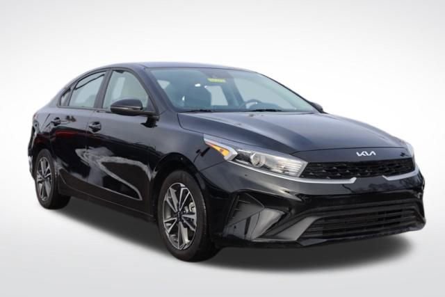 Used 2023 Kia Forte LXS w/ LXS Technology Package