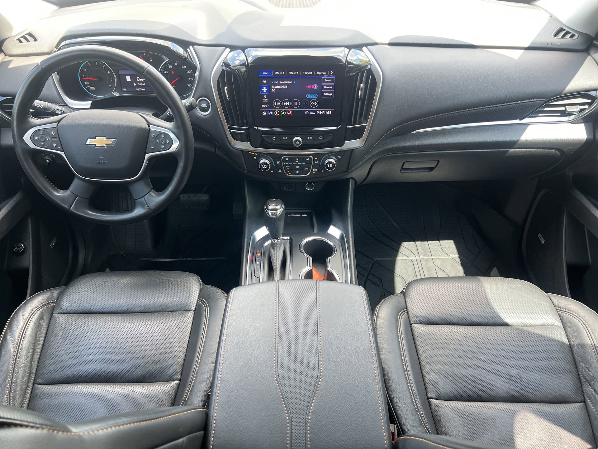 Used 2020 Chevrolet Traverse Premier w/ Redline Edition image 2