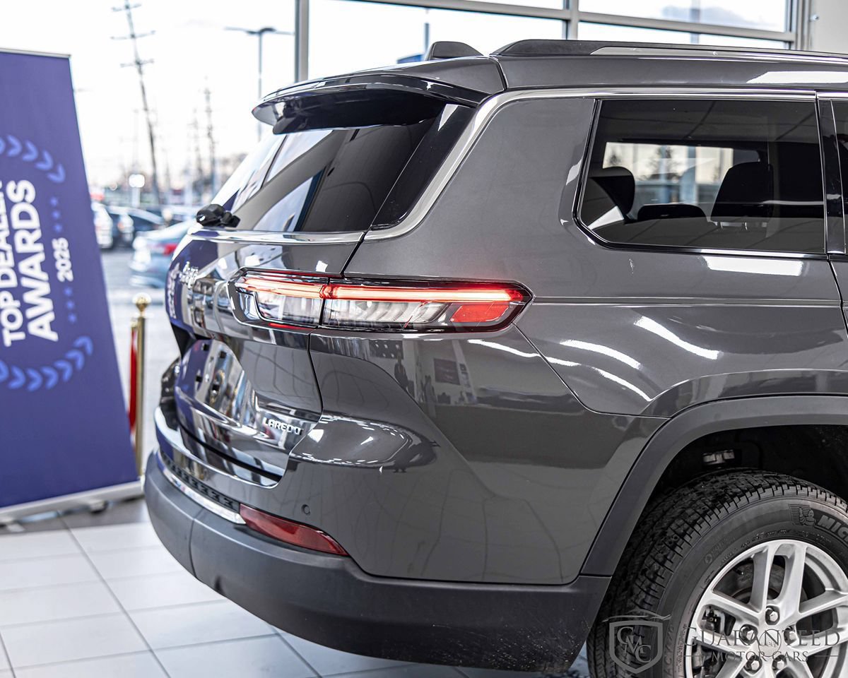 Used 2021 Jeep Grand Cherokee L Laredo w/ Luxury Tech Group I AWD/4WD image 15