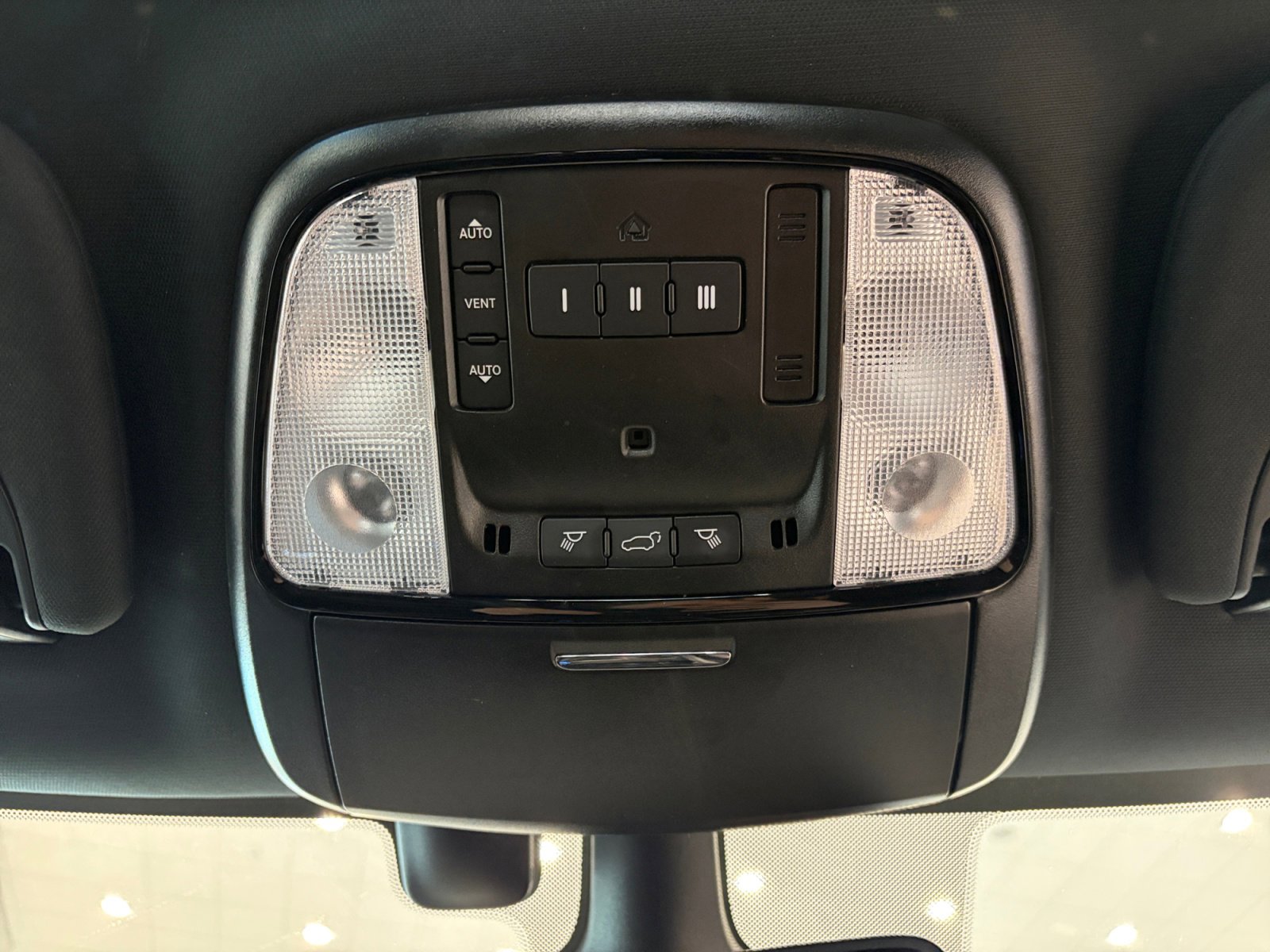 Used 2024 Dodge Durango GT image 25