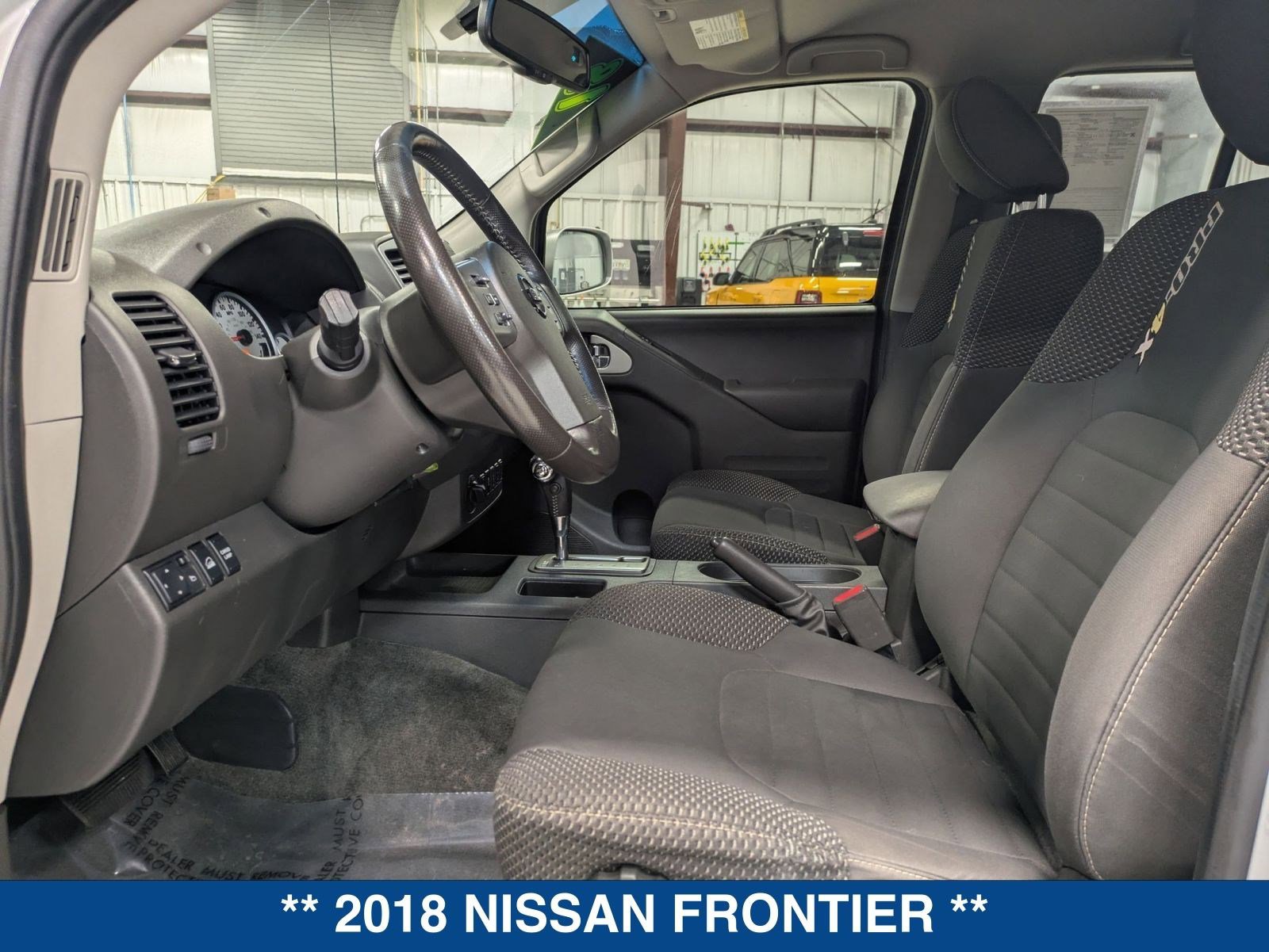 Used 2018 Nissan Frontier PRO-4X image 26