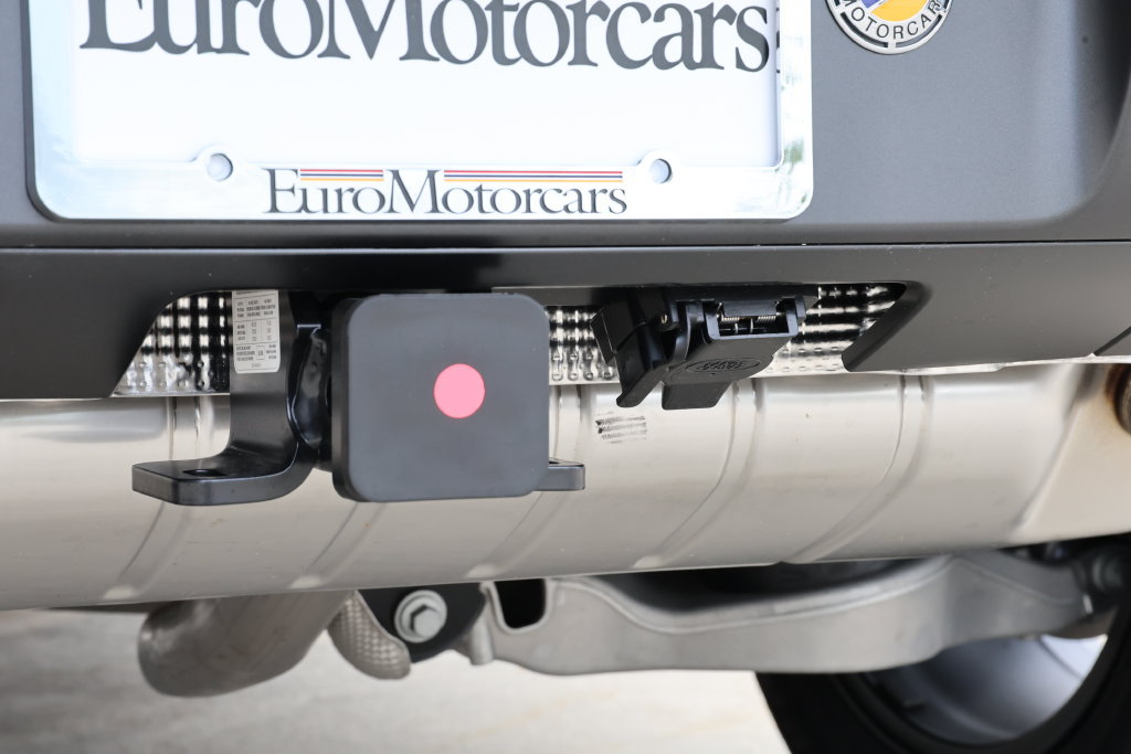 New 2026 Land Rover Defender 110 X-Dynamic SE AWD/4WD image 9