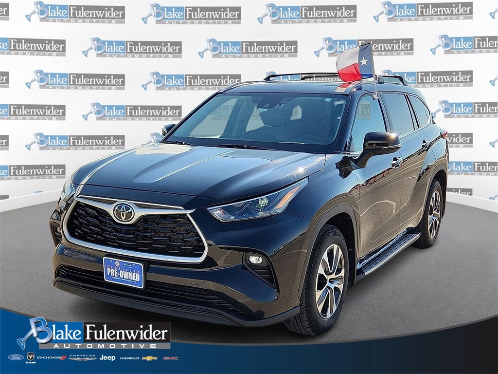 Used 2023 Toyota Highlander XLE