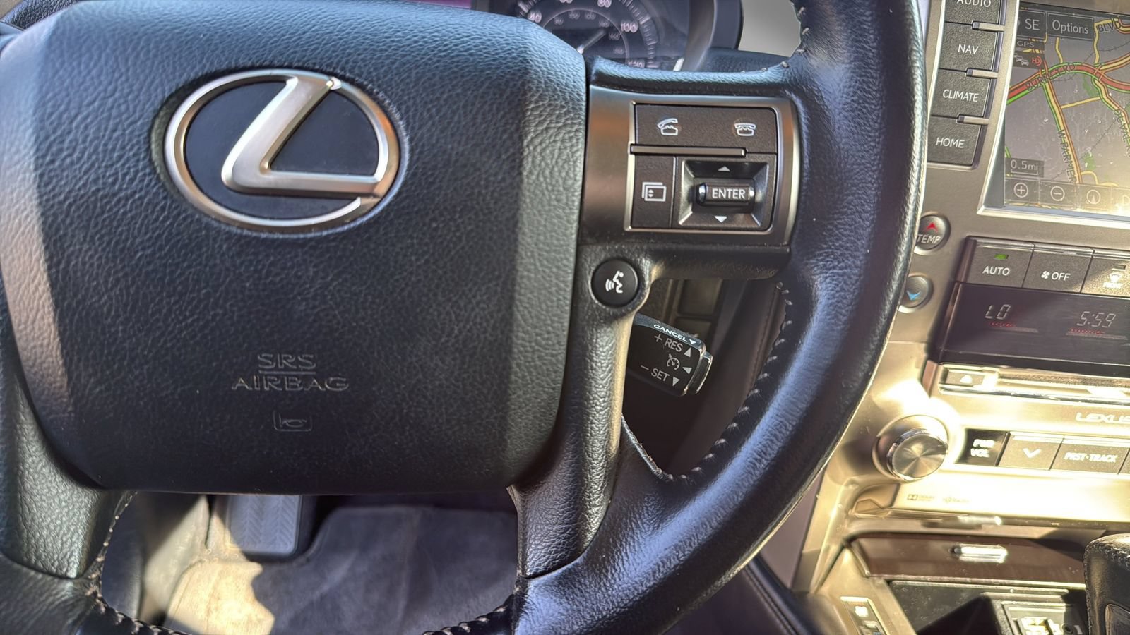 Used 2018 Lexus GX 460 w/ Navigation Package AWD/4WD image 14