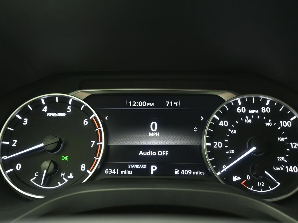 Used 2025 Nissan Rogue S FWD image 12