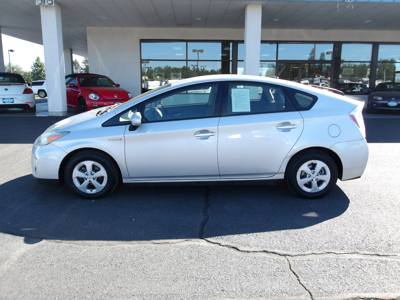 Used 2010 Toyota Prius Three FWD image 2